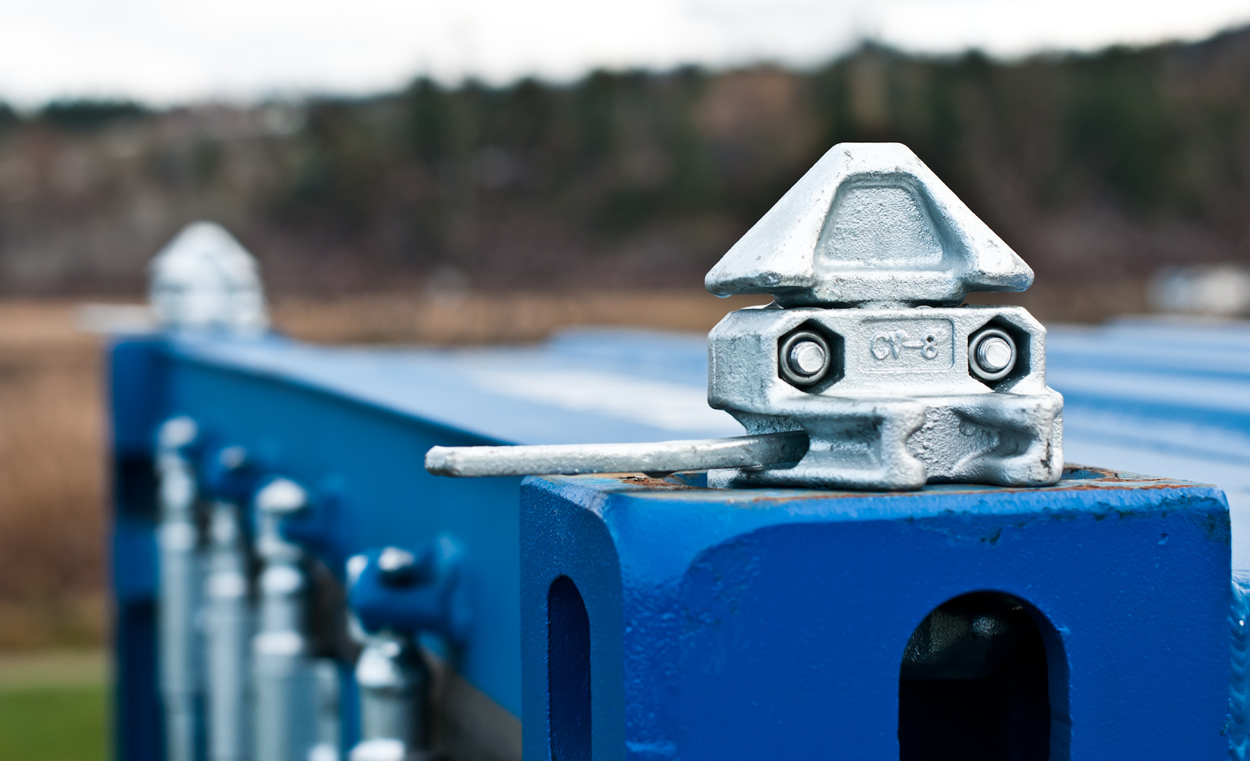 #6200 Insta Container Twist Lock